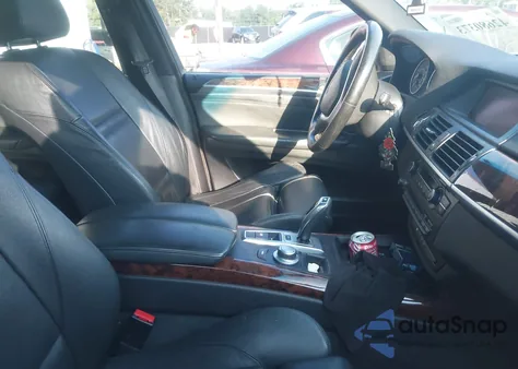 2007 BMW X5 4.8I из США, поврежденный, VIN 5UXFE83527LZ46268